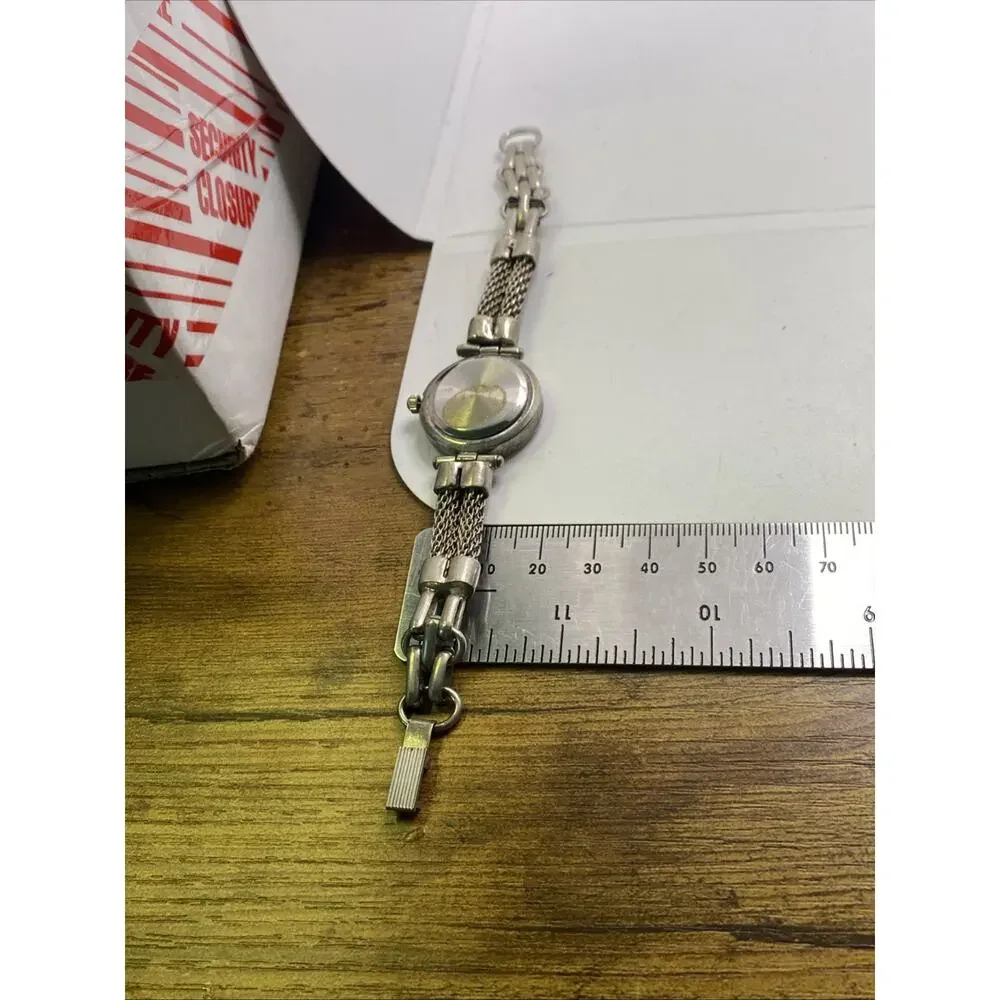 Womens Vintage Silver Tone Watch Works New Battery
